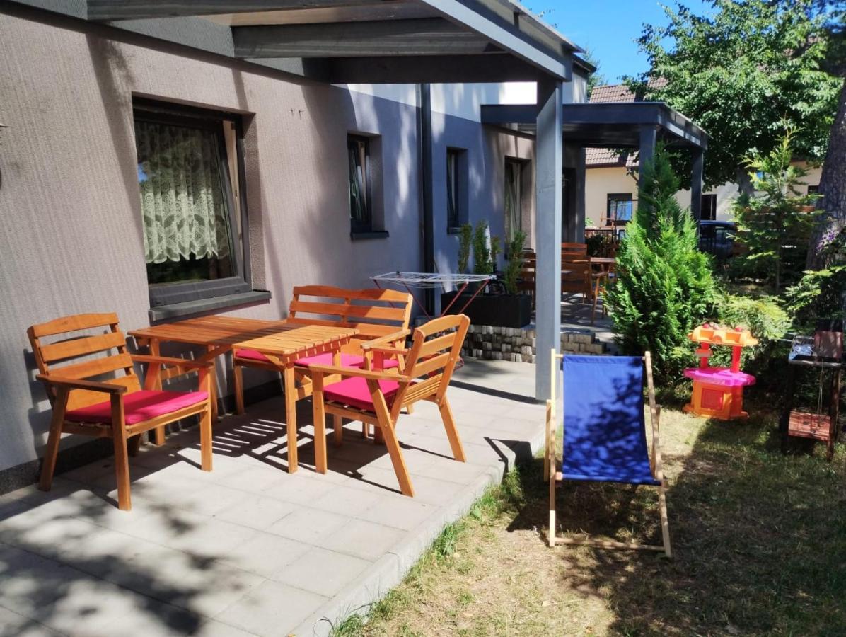 Apartamenty Dorota โปเบียโรโว ภายนอก รูปภาพ